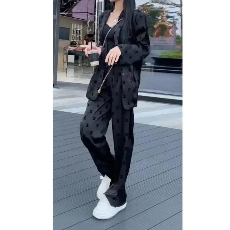 Coatw110 Kadın Mont